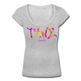 TANZ - Frauen T-Shirt mit U-Ausschnitt - in versch. Farben - Schriftzug vorne - batikmuster bunt - Grau meliert