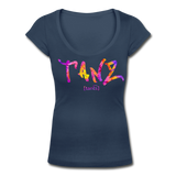 TANZ - Frauen T-Shirt mit U-Ausschnitt - in versch. Farben - Schriftzug vorne - batikmuster bunt - Navy