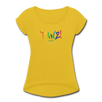 TANZ - Pride - Frauen T-Shirt mit gerollten Ärmeln - Boyfriend Stil- Aufdruck vorne regenbogenfarben - Senfgelb