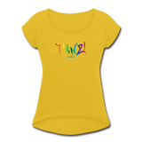 TANZ - Pride - Frauen T-Shirt mit gerollten Ärmeln - Boyfriend Stil- Aufdruck vorne regenbogenfarben - Senfgelb